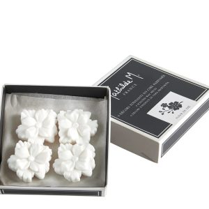 Caixa com 4 Flores de Cera Perfumadas