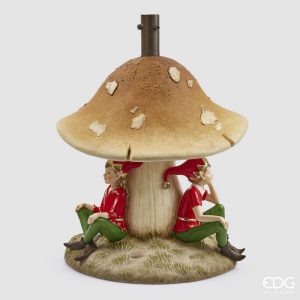 Base de árvore de cogumelo com elfos