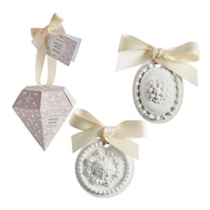 Diamante Perfumado Surpreende Celebração De Pérolas - Iris Musk
